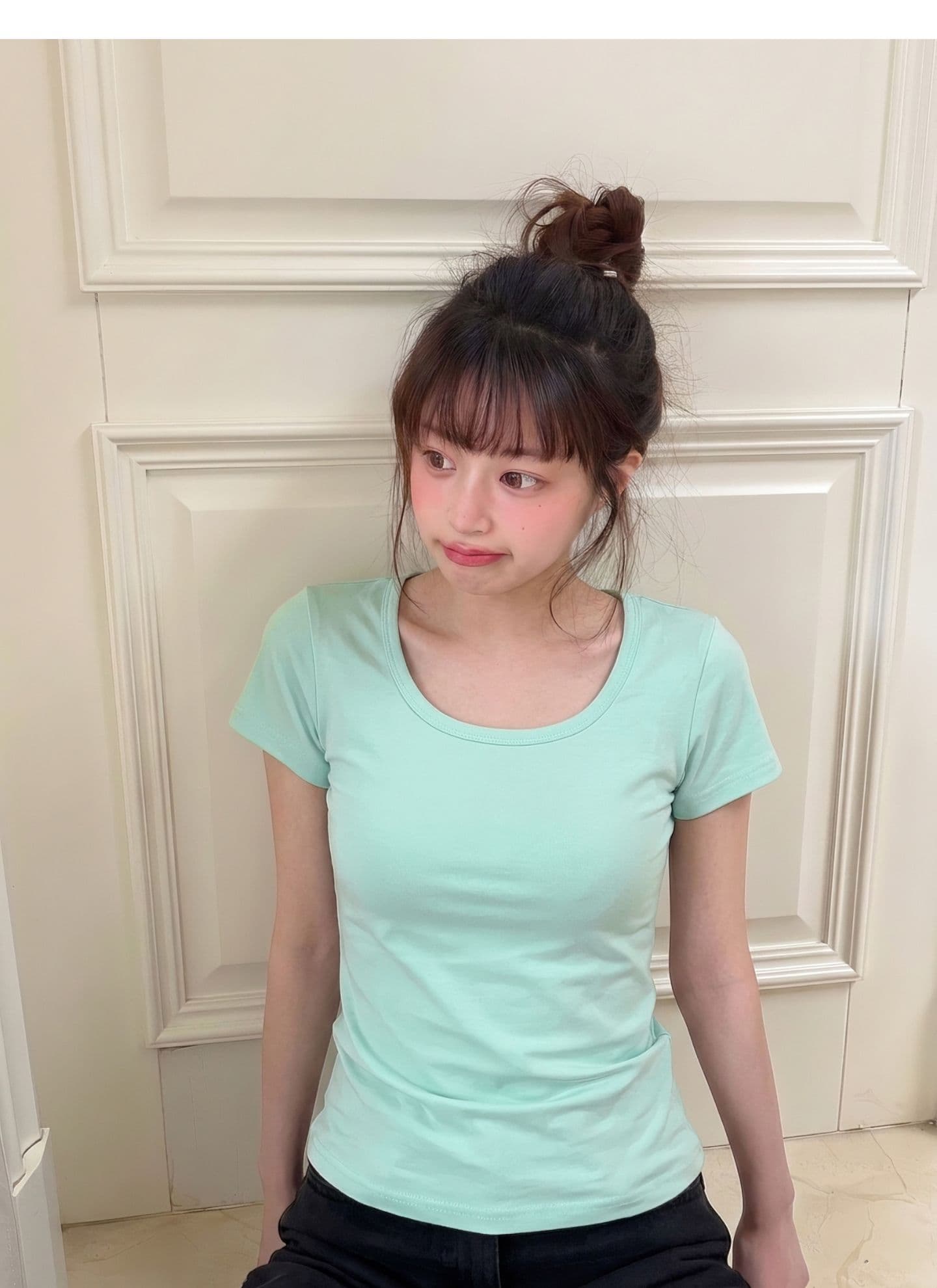광저우 원단 원본 원단 스퀘어 입 칼라 단색 순면 반팔 티셔츠 여성 여름 몸매 가꾸기 맨위 상세 이미지 7
