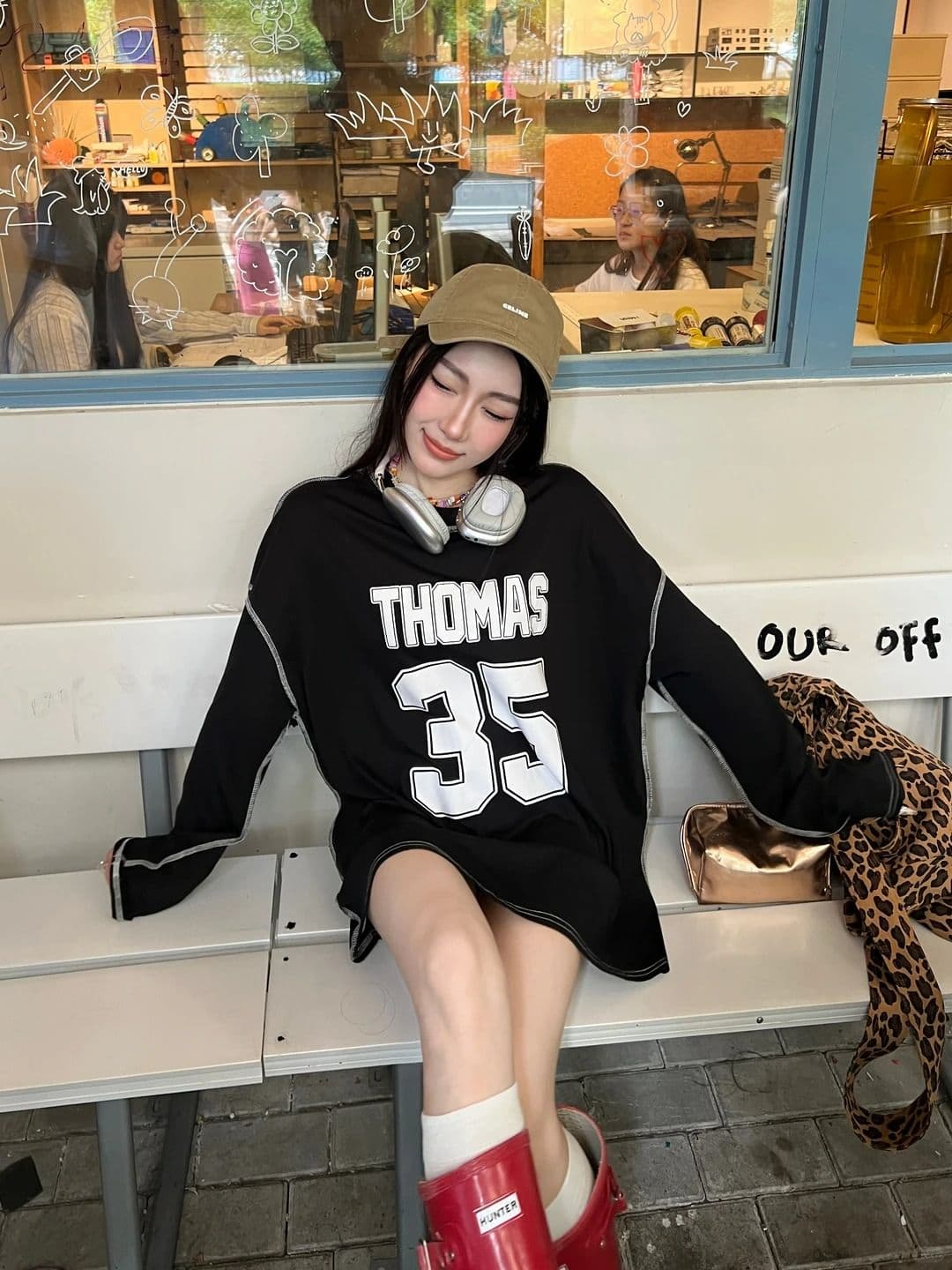 원본 품질 알파벳 루즈핏 긴팔 티셔츠 이른 가을 오프숄더 자외선 차단 맨위 상세 이미지 6