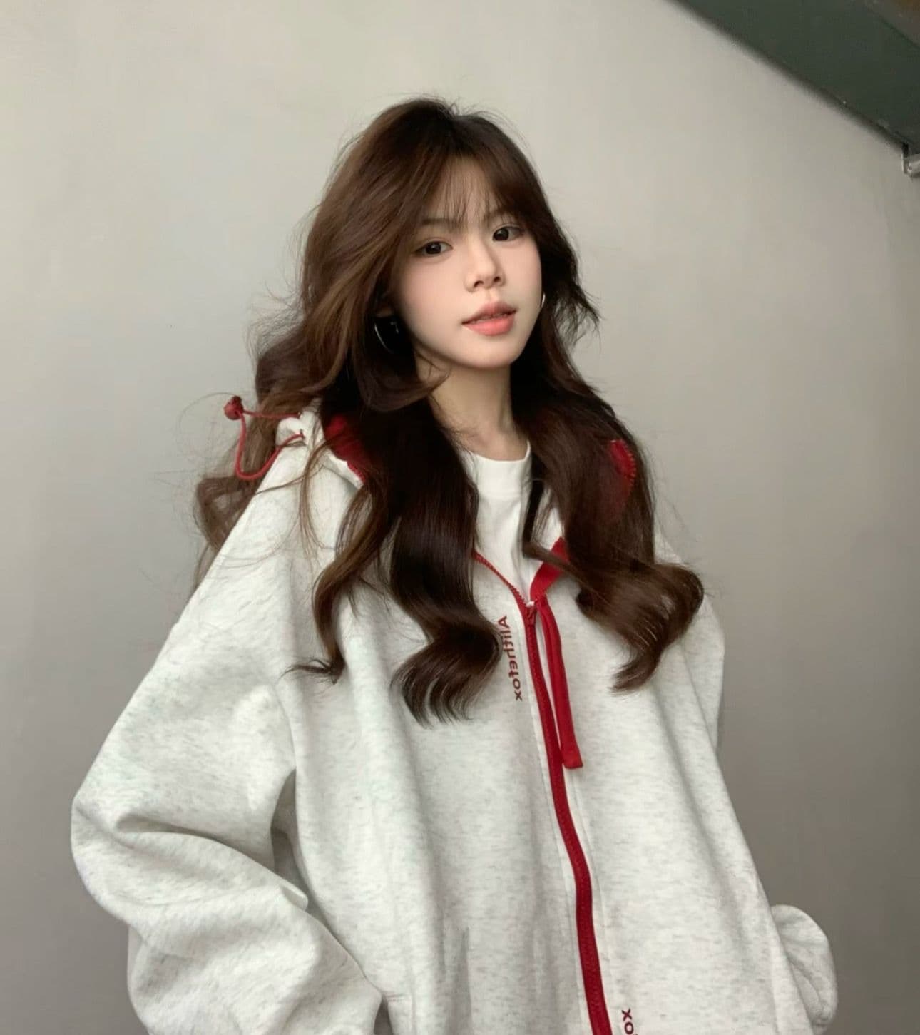 얇은 스타일 털이 있는 순수한 Mianhua 면 복합 후드티 여성 상세 이미지 5