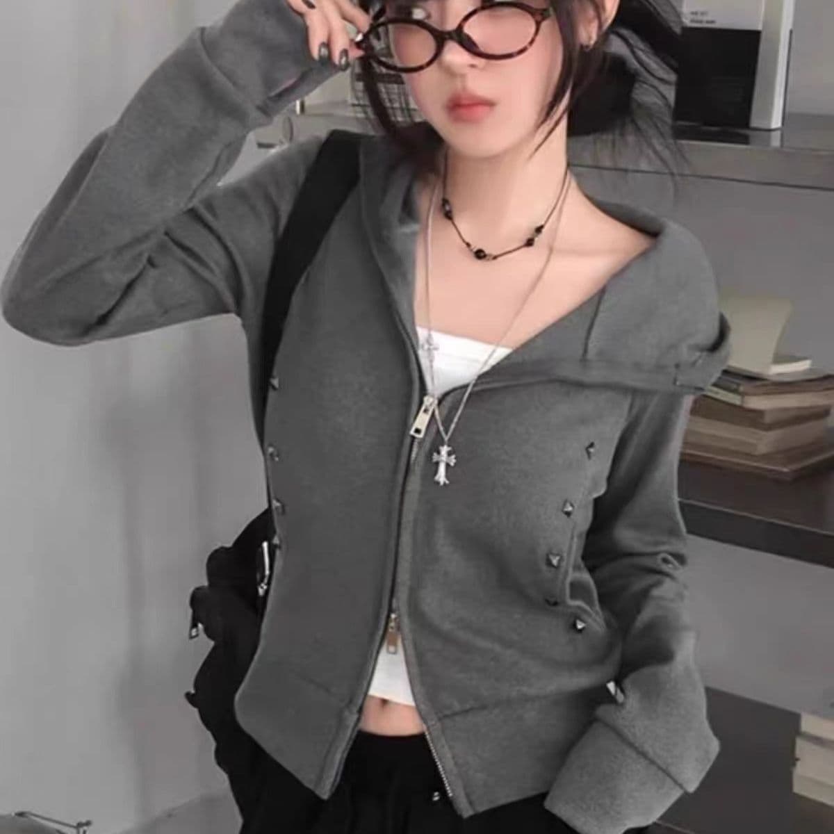 리브 면 아메리칸 레트로 징 몸매 가꾸기 지퍼 짧은 여성 코트 디자인 센스 검정색 오픈 가디건 후드티 트렌디 이미지 3
