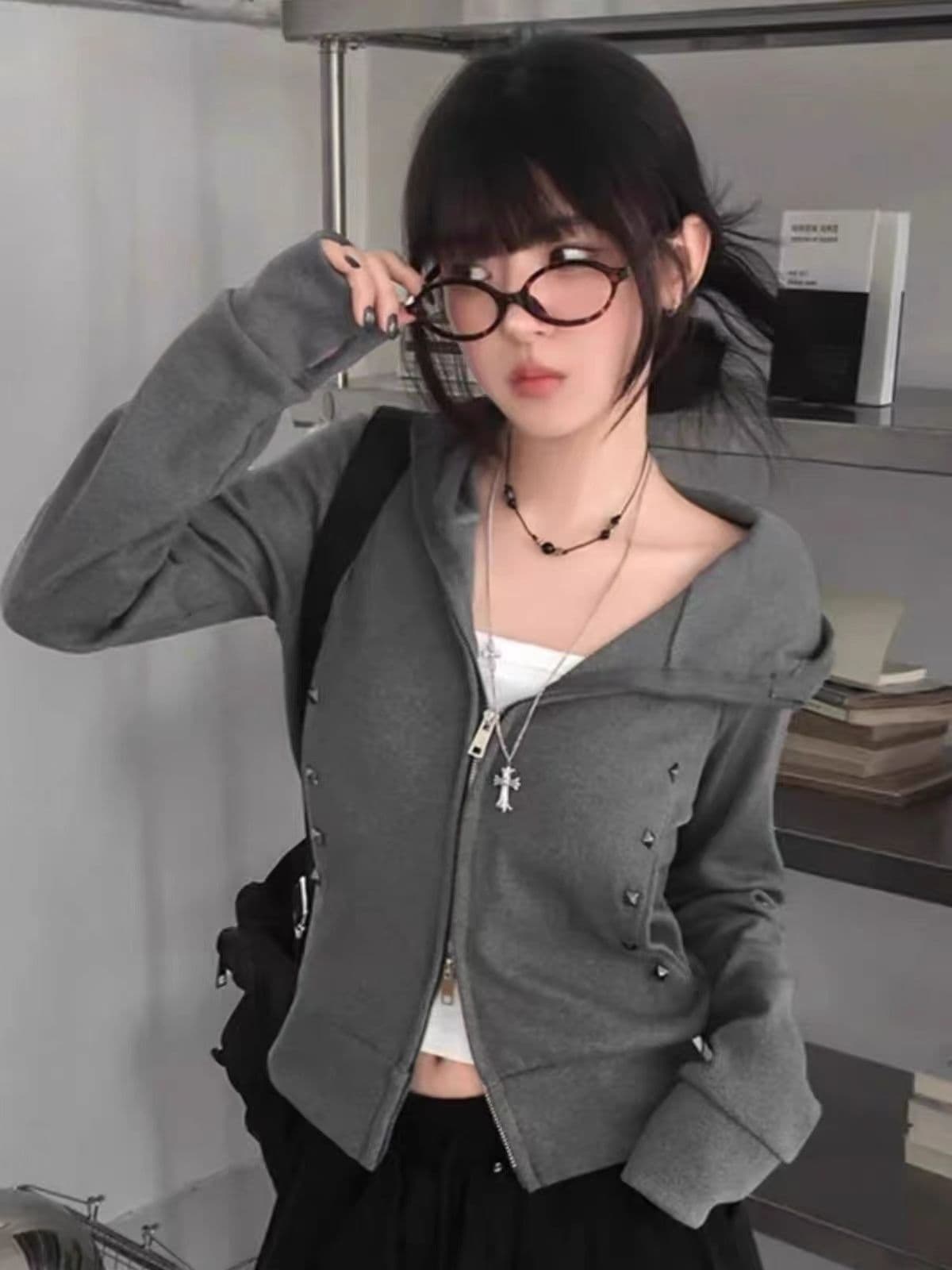 리브 면 아메리칸 레트로 징 몸매 가꾸기 지퍼 짧은 여성 코트 디자인 센스 검정색 오픈 가디건 후드티 트렌디 상세 이미지 2