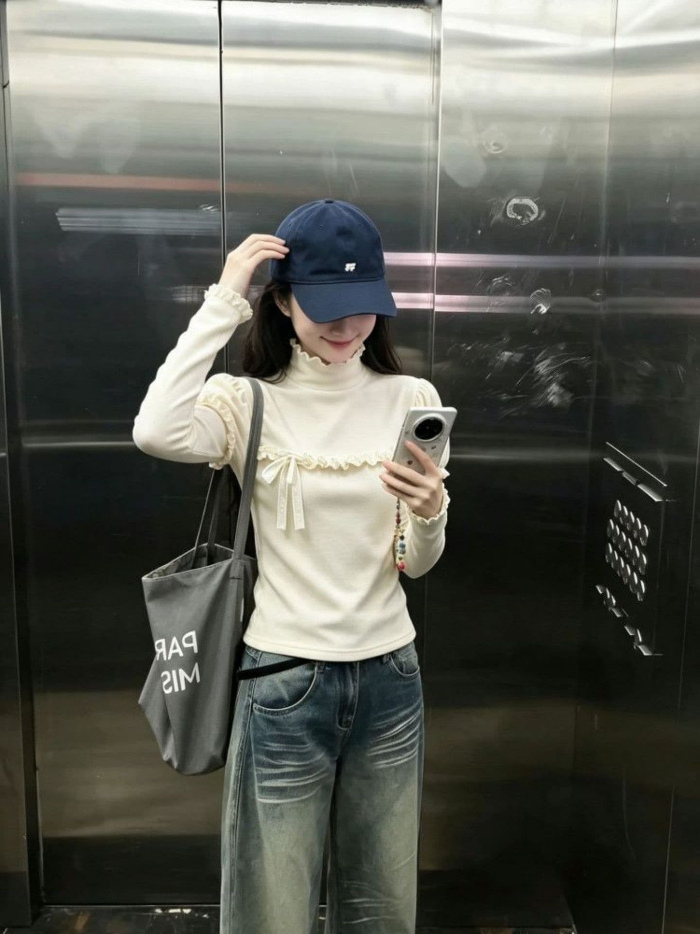 광저우 리브 De 플러시 270 그램 1 1 반하이넥 프릴 긴팔 티셔츠 나비 매듭 맨위 상세 이미지 5