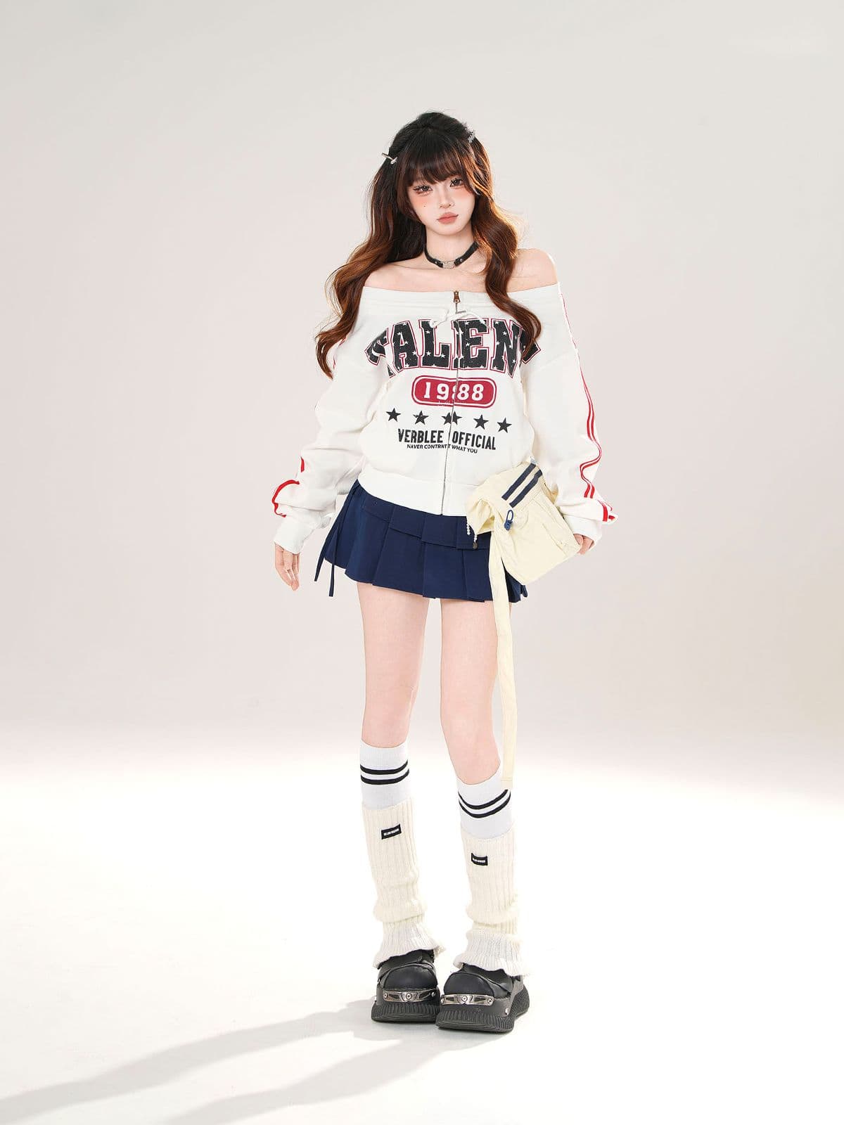 아메리칸 핫걸 바 기사 오프숄더 지퍼 후드티 여성 이른 가을 착용 가져 가라. 디자인 센스 캐주얼 운동 바람 저지 맨위 상세 이미지 10