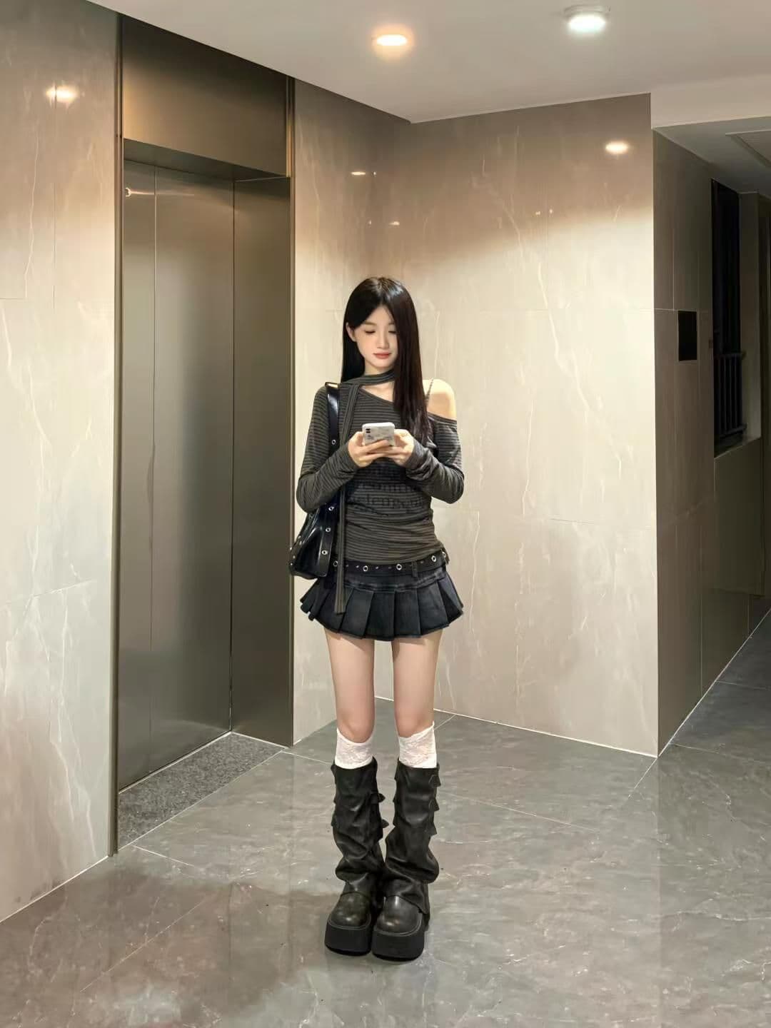 원본 원단 양모 핫걸 긴팔 티셔츠 알파벳 프린트 스트라이프 배색 비스듬한 어깨 리본 몸매 가꾸기 슬림해 보이는 맨위 이미지 3