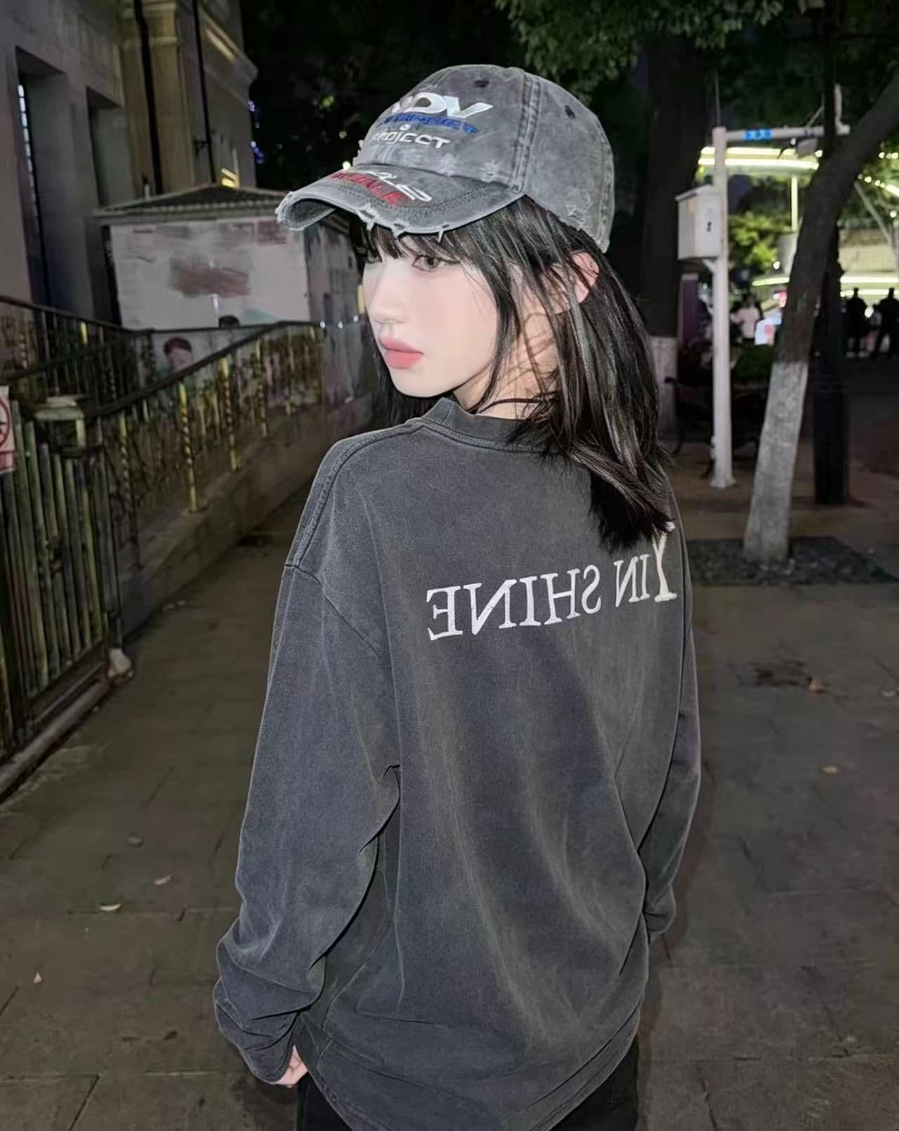 순면 230 크 워싱 마 오래된 프린트 긴팔 티셔츠 여성 이미지 3