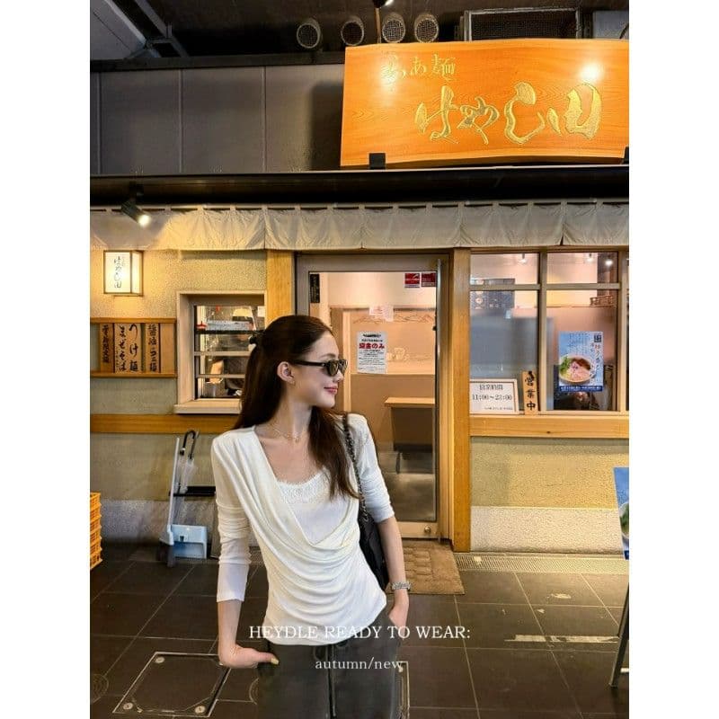 검은 콩 흠 청 치자 나무 늦게 와인 라이 경기 서울 흔들다 칼라 레이스 조각 작은 셔츠 부드러운 찹쌀 프로 피부 페이크 레이어드 맨위 여성