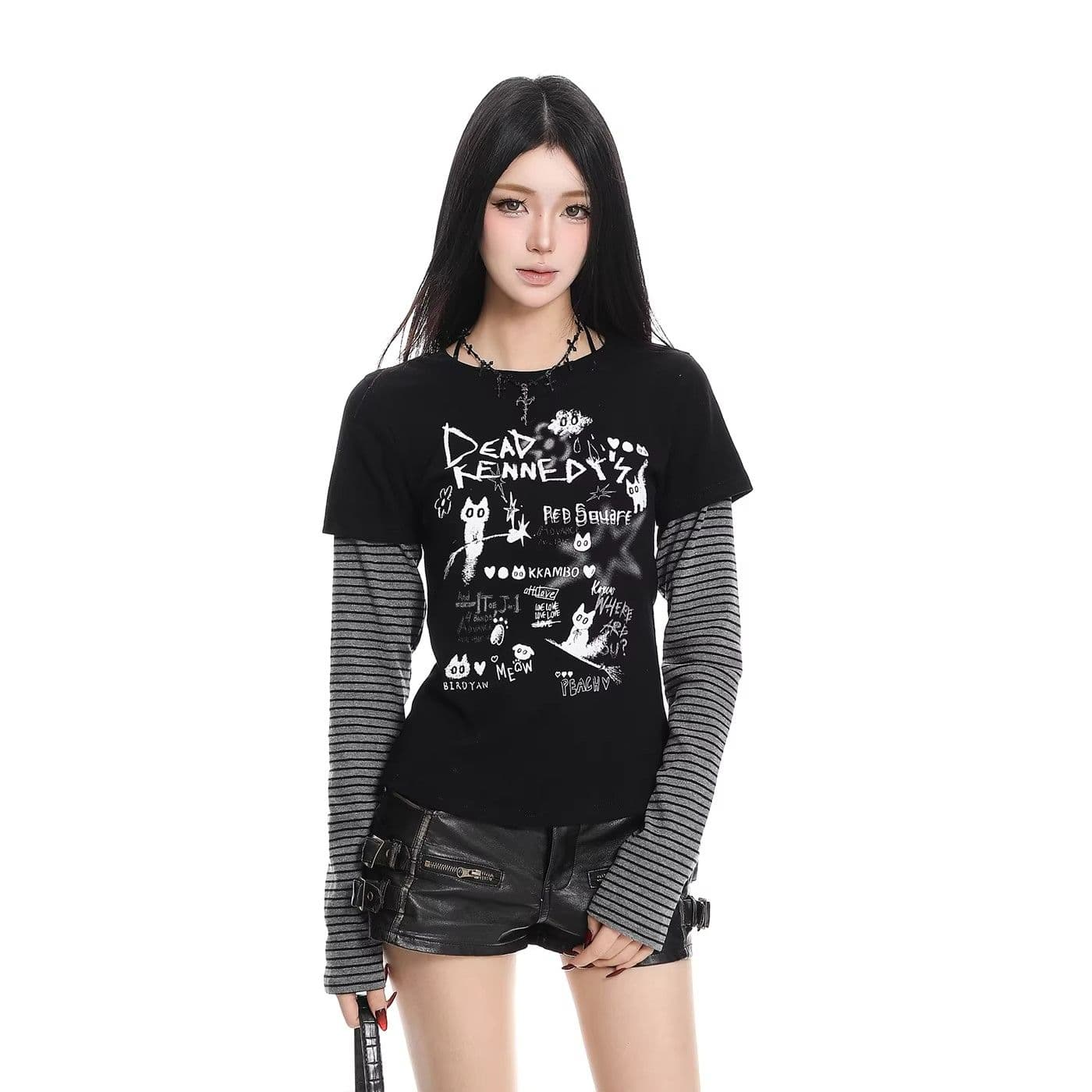 40 1 1 좋은 면 210 그램 페이크 레이어드 스트라이프 배색 만화 프린트 긴팔 티셔츠 여성 짧은 기본 셔츠 이미지 2