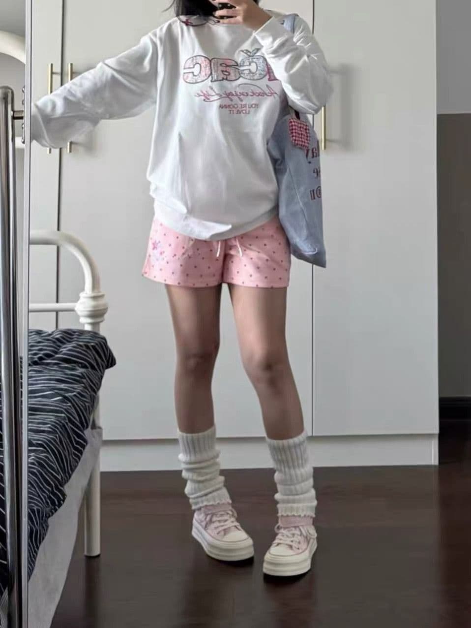 작은 샤넬 스타일 자수 순면 220 그램 빗질하다 닫기 긴팔 티셔츠 여성 상세 이미지 5