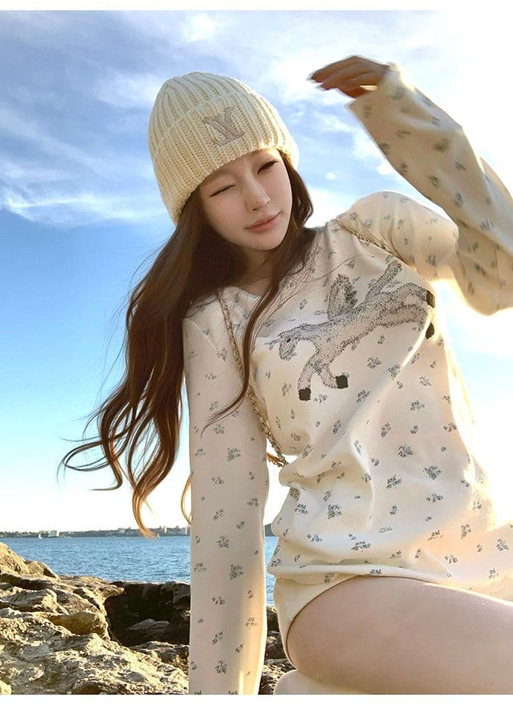 사람들 면 캡처 꿈 유니콘 전체 인쇄 작은 꽃무늬 구덩이 기사 질감 센스 캐주얼 라운드 넥 긴팔 티셔츠 상세 이미지 4