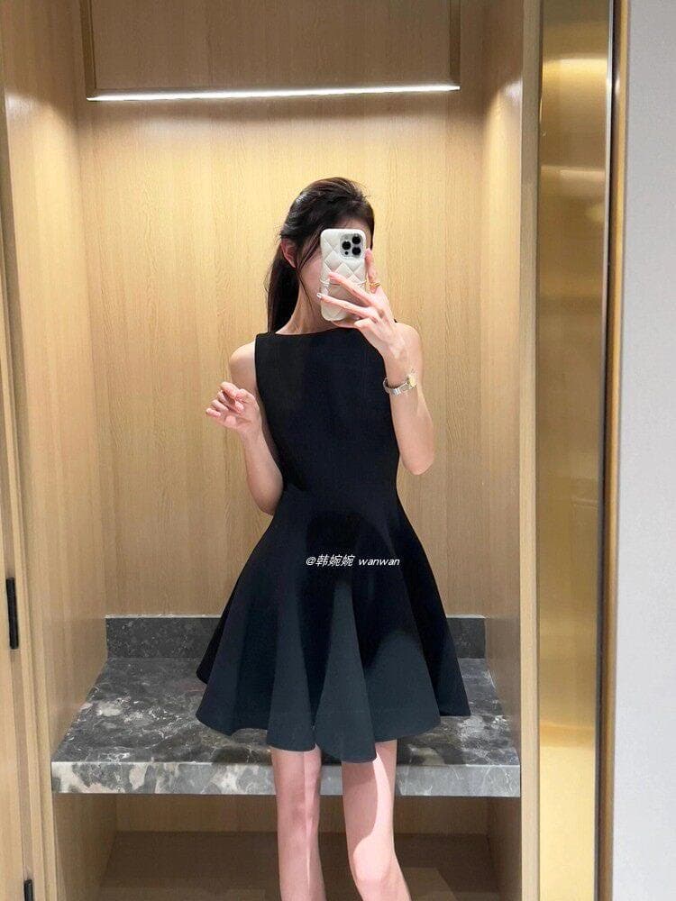 주오 주오 작은 집 개인 품격 민소매 허리 수축 조끼 여성 드레스 여름 한 마디 프랑스식 롱 코트 쇼트 스타일 치마 이미지 2