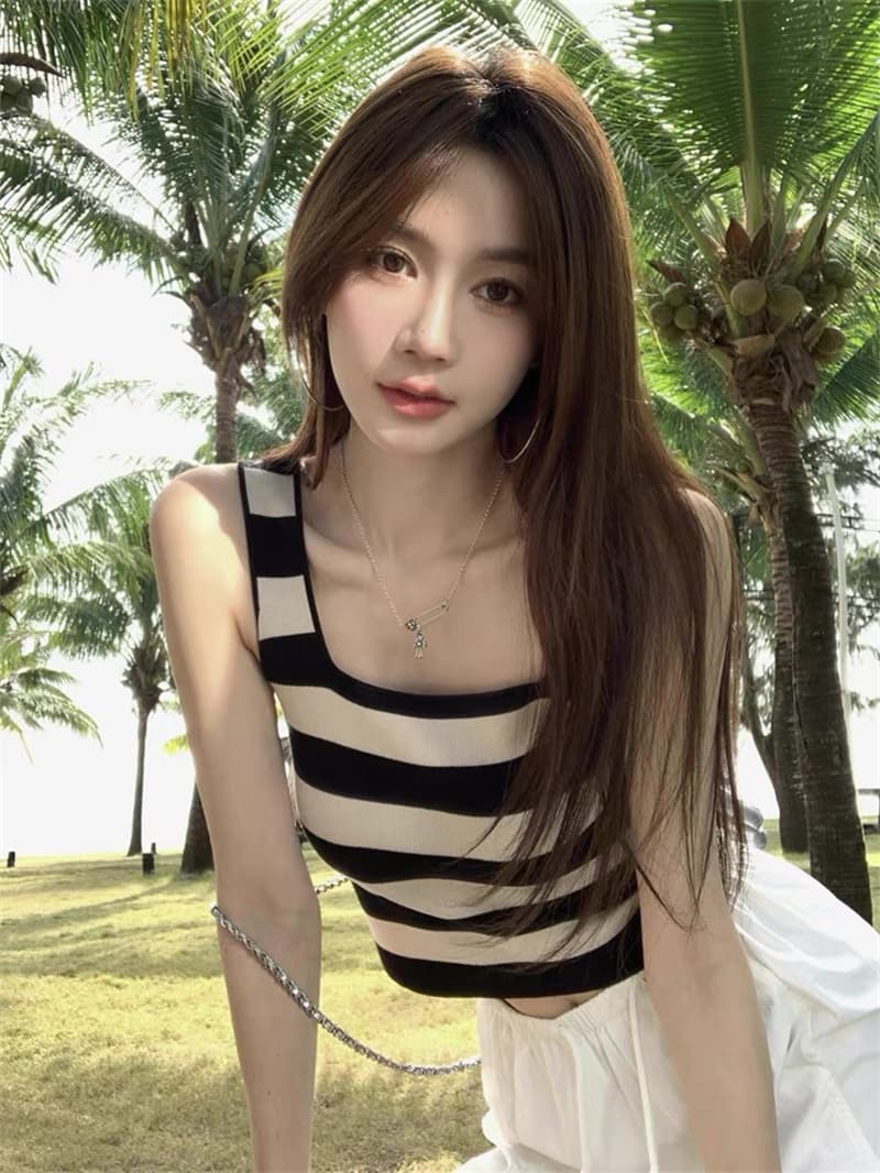 여름 새로운 한국 스타일 달콤한 미국 칼라 배색 스트라이프 민소매 몸매 가꾸기 슬림해 보이는 쇼트 스타일 조끼 맨위 이미지 4