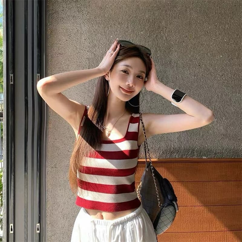 여름 새로운 한국 스타일 달콤한 미국 칼라 배색 스트라이프 민소매 몸매 가꾸기 슬림해 보이는 쇼트 스타일 조끼 맨위 상세 이미지 9