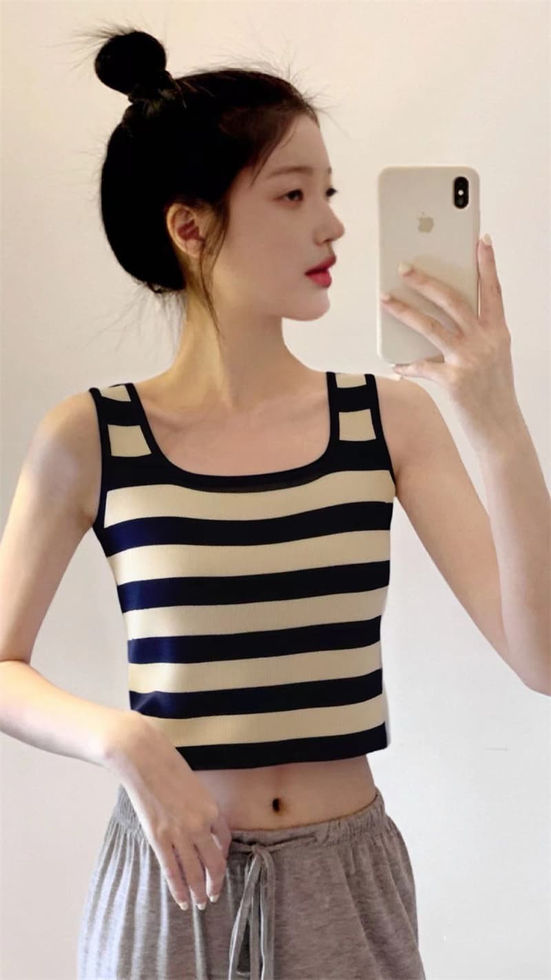 여름 새로운 한국 스타일 달콤한 미국 칼라 배색 스트라이프 민소매 몸매 가꾸기 슬림해 보이는 쇼트 스타일 조끼 맨위 상세 이미지 15