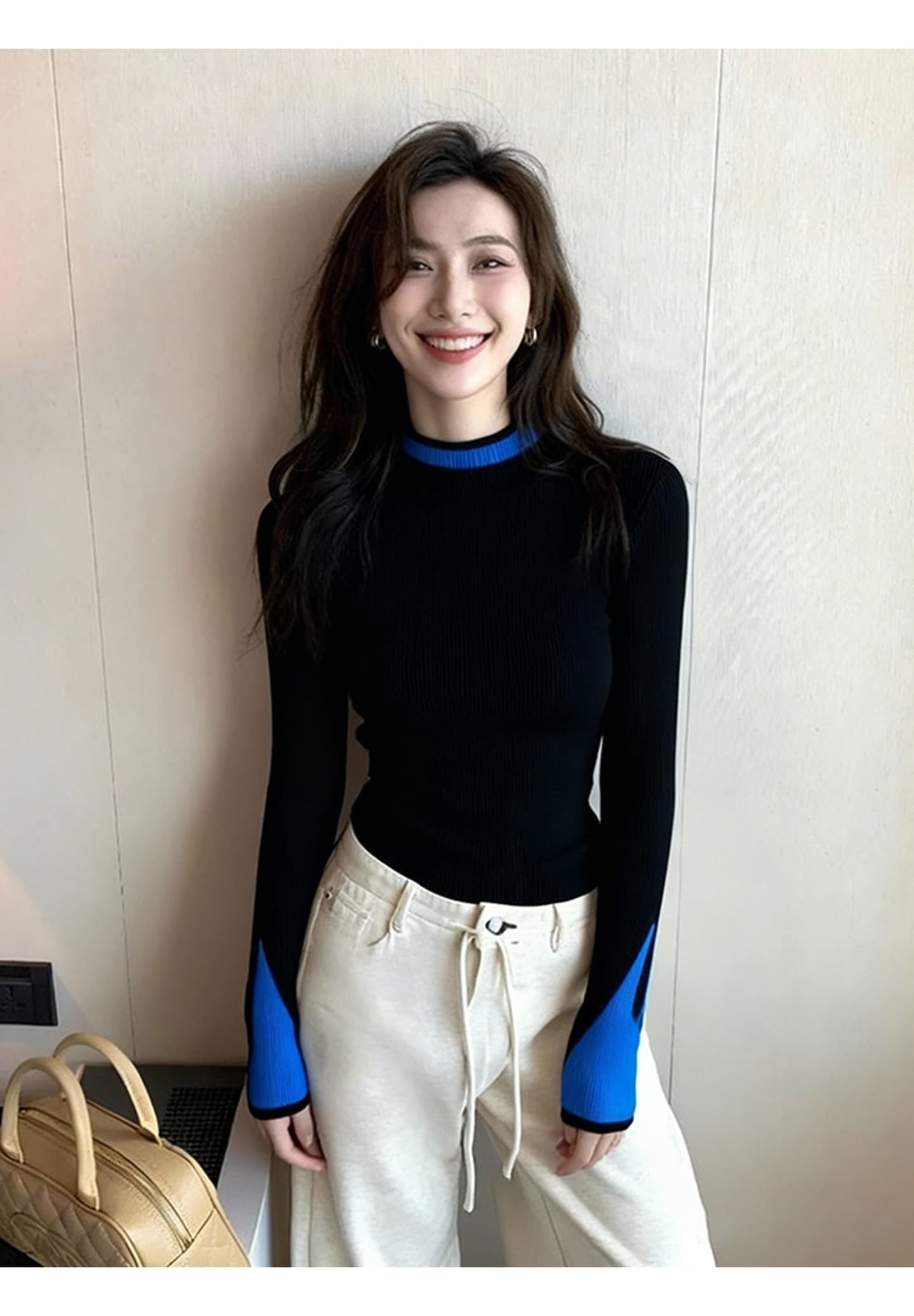 2026 가을 겨울 고급 센스 슈퍼 잘 생긴 부드러운 찹쌀 느긋한 바람 연령 감소 고유 한 Chic 느슨함 센스 배색 니트 스웨터 여성 상세 이미지 4
