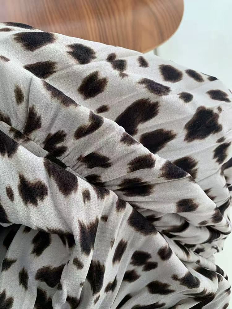 하이웨이스트 한 마디 레오파드 무늬 허리밴드 슬림해 보이는 2026 가을 겨울 분위기 센스 슬림해 보이는 무거운 작업 중간 길이 스커트 상세 이미지 15