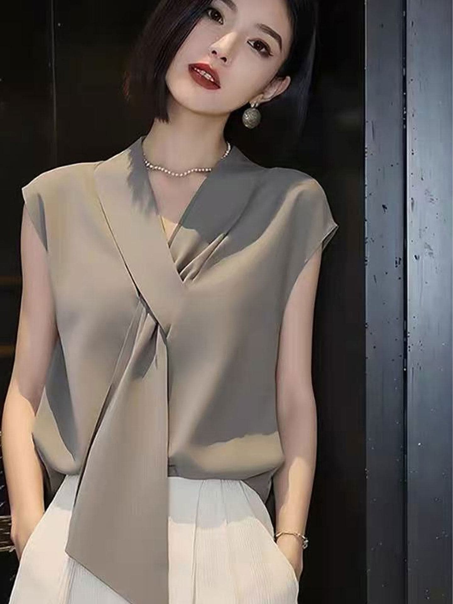 빛 요리 한 우아함 바람 민소매 V넥 리본 여성 셔츠 2026 여름 새로운 캐주얼 다용도 슬림해 보이는 연령 감소 맨위
