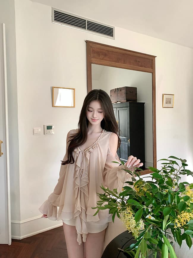 famouswang 봄 새로운 따뜻한 비취 프릴 쉬폰 부드러운 바람 오프숄더 긴팔 쉬폰 블라우스 맨위 상세 이미지 3