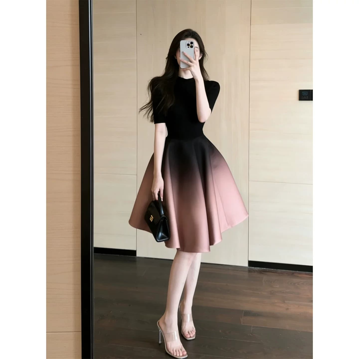 장쑤 저장 및 상하이 천 골드 착용 가져 가라. 초여름 아름다운 작은 샤넬 스타일 품격 헤일로 염색 그라데이션 한 마디 반신 스커트 반팔 세트 여성 상세 이미지 6