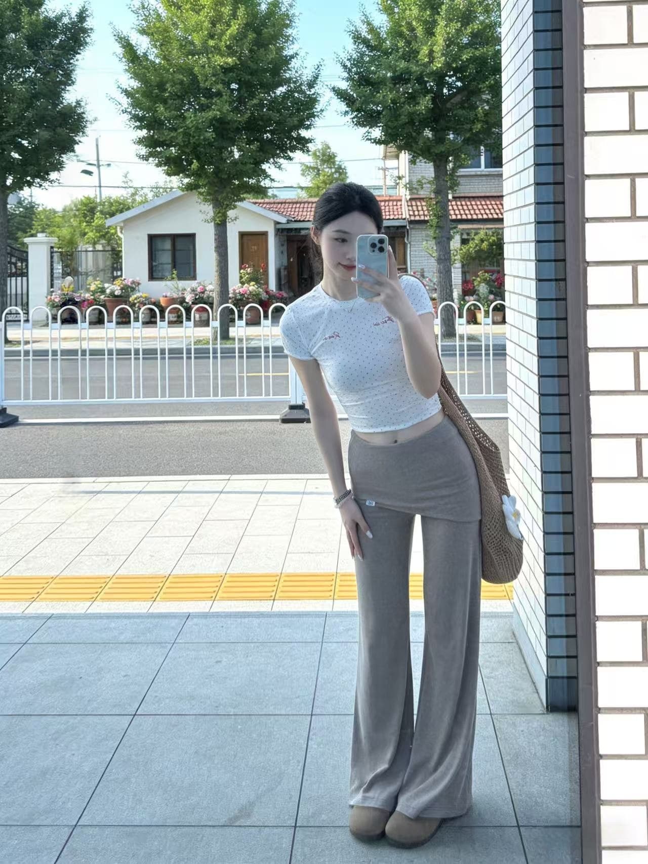 이슬 생각하기 같은 단락 랩스커트팬츠 부츠컷 바지 슬림해 보이는 느긋한 바람 나팔 바지 라운드 넥 반팔 도트 무늬 프린트 티셔츠 투피스 세트 상세 이미지 8