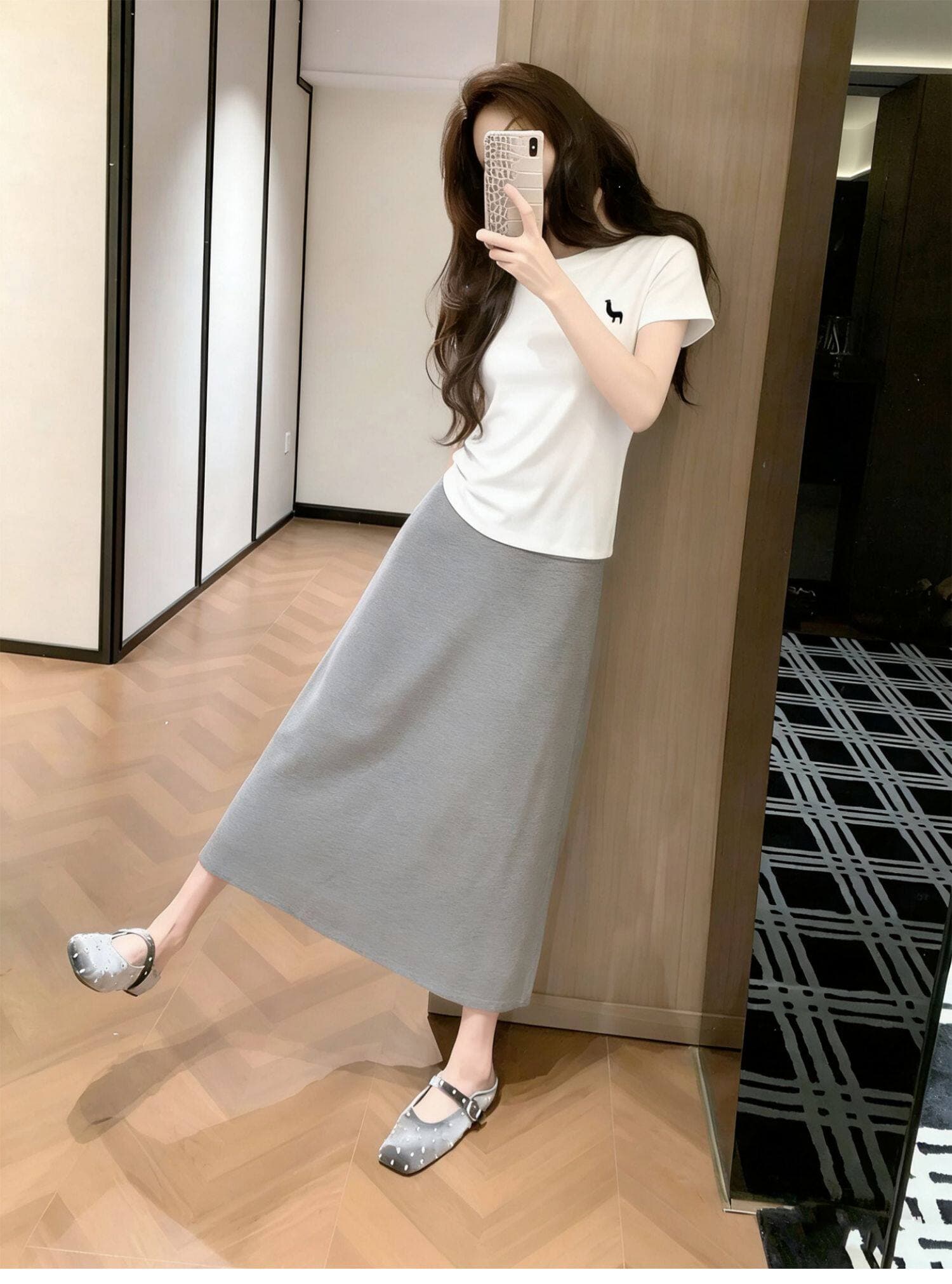 2026 새로운 이른 봄 아름다운 슈퍼 화재 전체 집합 ootd 착용 가져 가라. 캐주얼 작은 키 반팔 두 조각 세트 드레스 여성 이미지 2