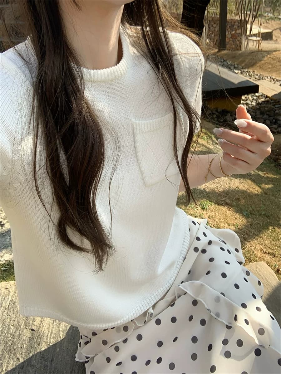 한국 동대문 얇은 스타일 라운드 넥 뒤로 트임 레이스업 니트 반팔 티셔츠 여성 여름 패션 루즈핏 맨위 이미지 4
