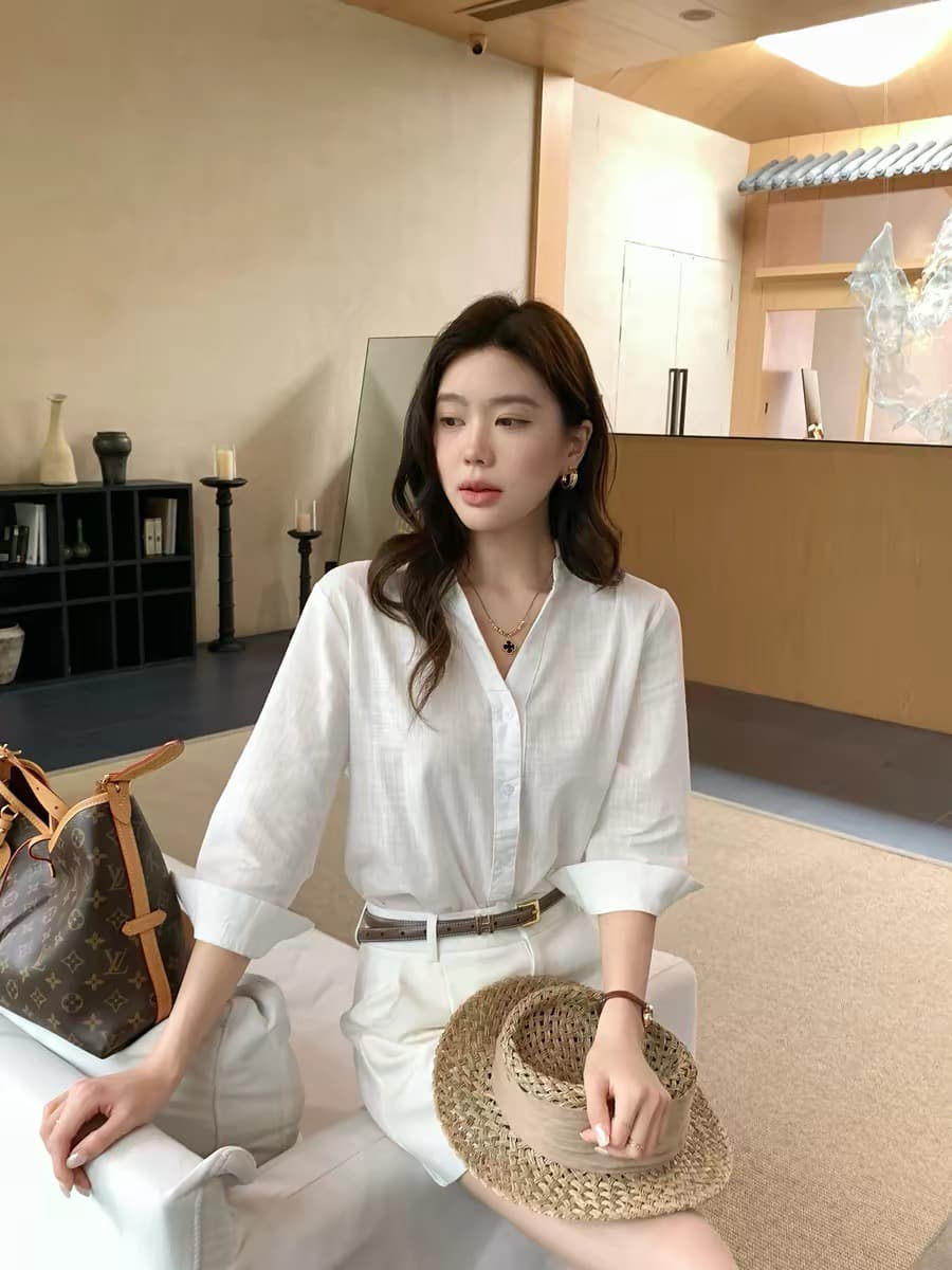 오래된 돈 바람 화이트 여성 셔츠 2026 여름 새로운 얇고 가벼운 루즈핏 캐주얼 다용도 셔츠 자외선 차단 맨위