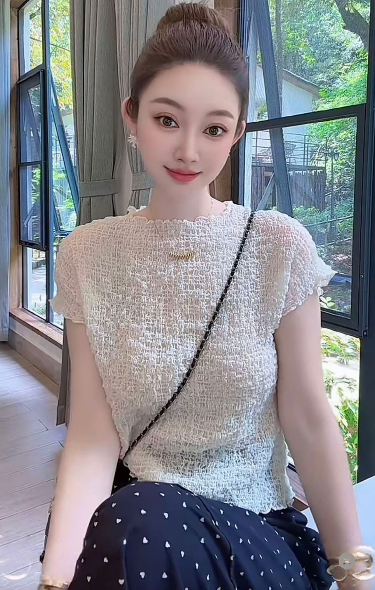 쌀 쌀 콩 여름 새로운 프릴 주름 질감 센스 디자인 다용도 슬림해 보이는 반팔 맨위 이미지 4