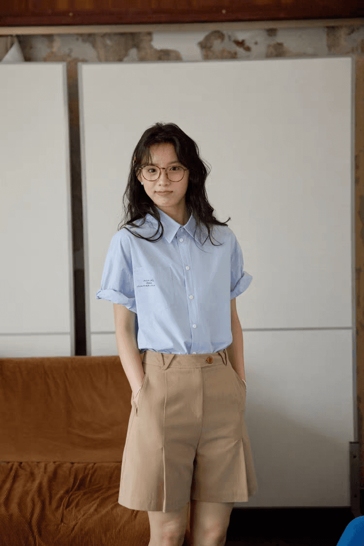nov elist 심지어 하나 핑크색 반팔 여성 셔츠 프랑스식 학원 스타일 미니멀리즘 자수 순면 루즈핏 맨위 이미지 3