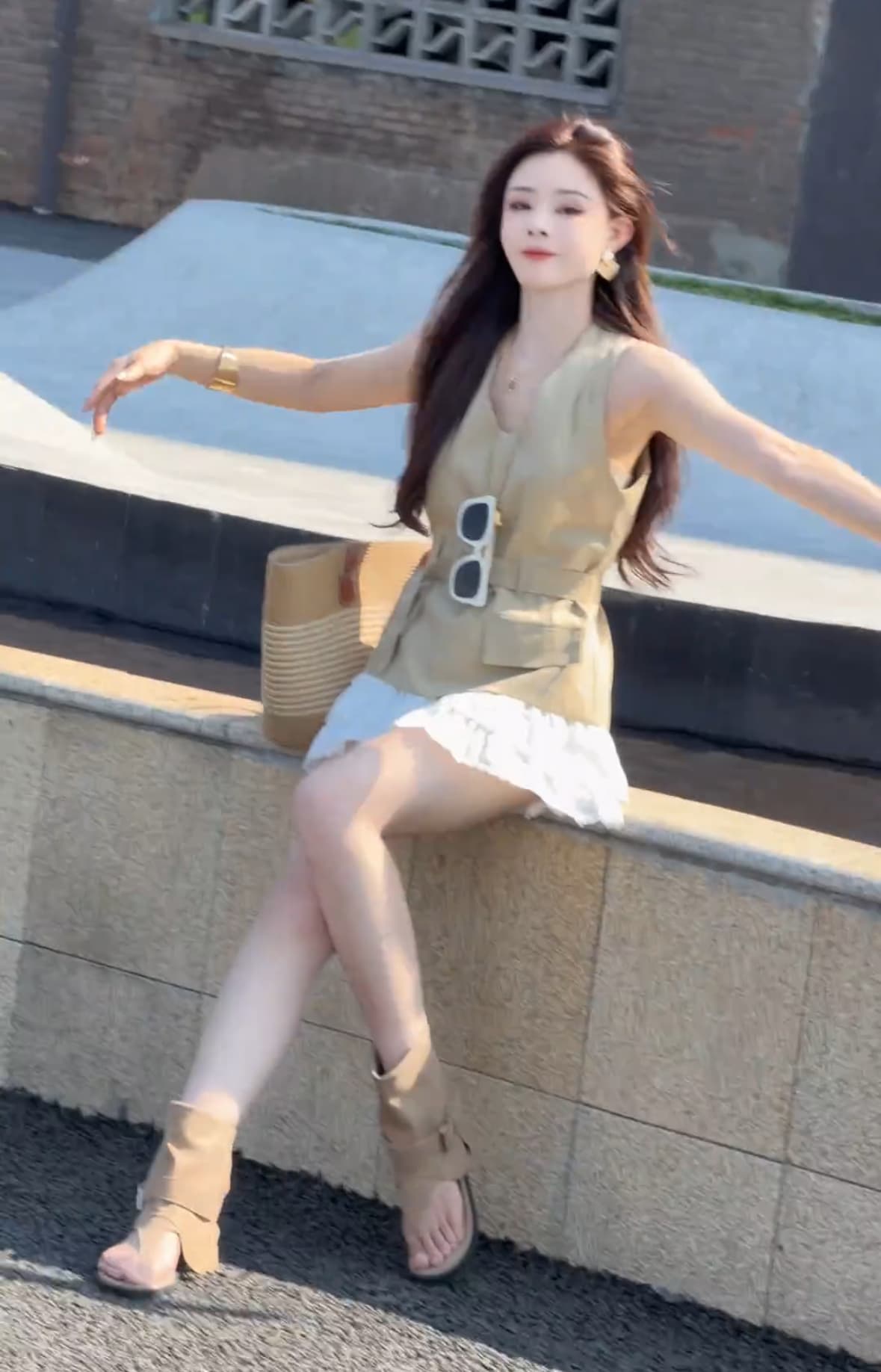 샤오 크릭 의류 여름 새로운 패션 캐주얼 외국 가스 레이스업 허리 수축 슬림해 보이는 민소매 세트 이미지 3