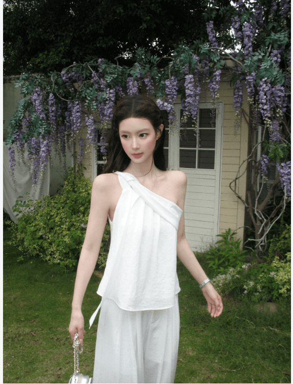 감사합니다. 아니요 고기 비스듬한 어깨 비틀림 플리츠 디자인 센스 품격 티셔츠 여성 여름 한 부서 디자인 센스 몸매 가꾸기 슬림해 보이는 맨위 상세 이미지 2