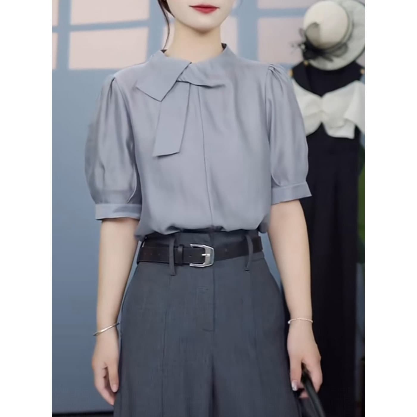 패션 고급 센스 나비 매듭 반팔 셔츠 회색 맨위 여성 여름 새로운 루즈핏 슬림해 보이는 외국 가스 연령 감소 티셔츠 이미지 3