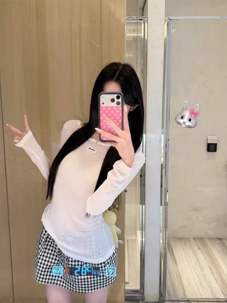 투피스 슈트 미니멀리즘 라운드 넥 자외선 차단 티셔츠 여성 봄 여름 익스트림 제인 바람 긴팔 맨위 체크무늬 반 스커트 치마 외부 가져 가라. 상세 이미지 5
