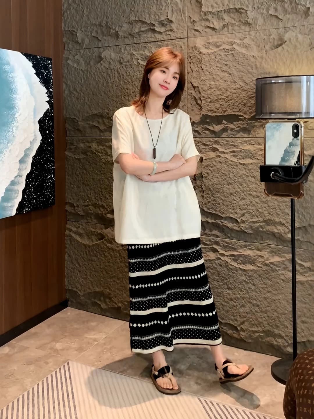 빅 사이즈 여성 의류 레트로 기하학 스트라이프 검정색 반신 스커트 새로운 지방 mm 하이웨이스트 표지 넓적 다리 질감 센스 한 마디 치마 상세 이미지 6