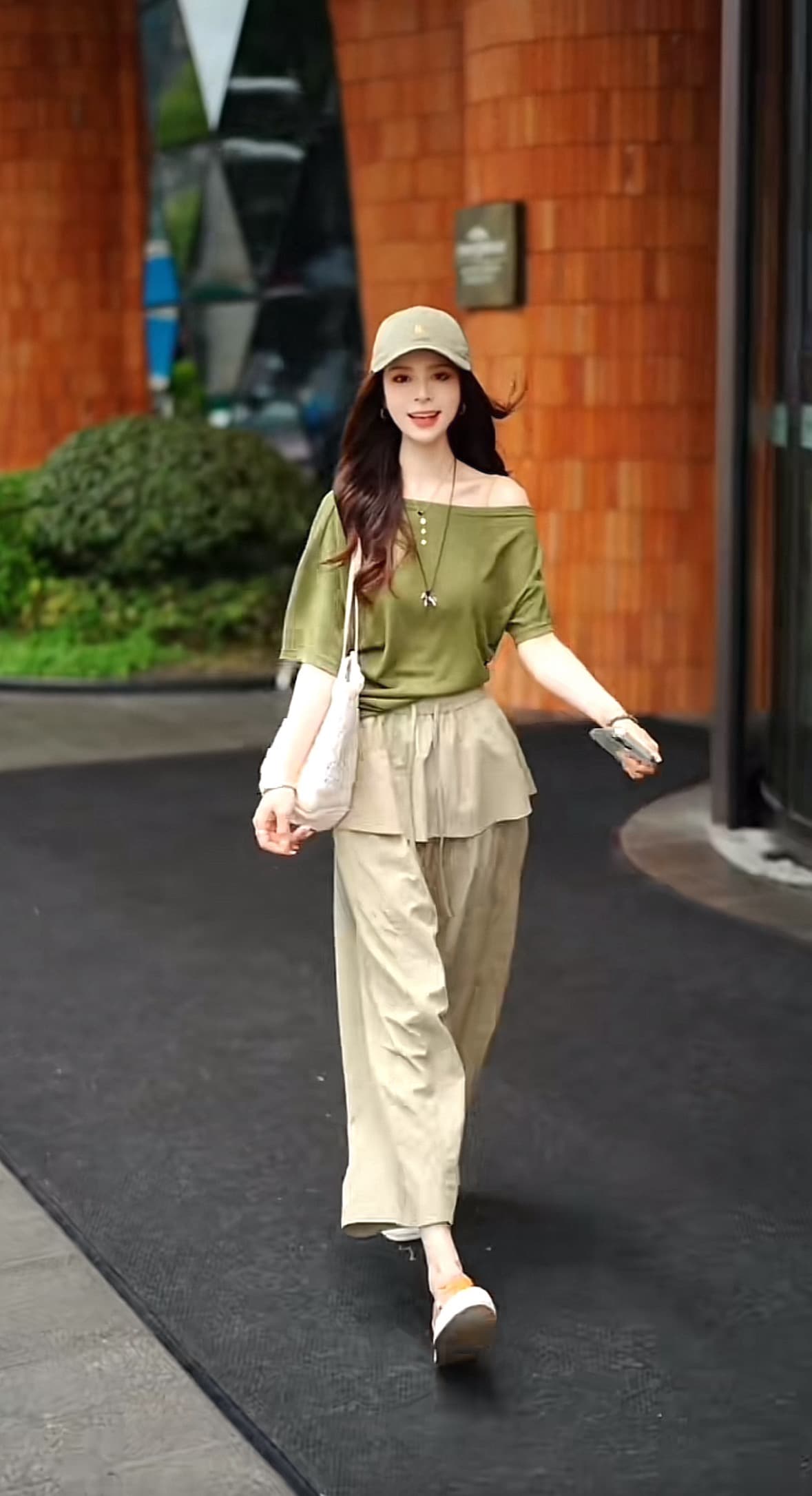 부드러운 찹쌀 한 단어 여름 비스듬한 칼라 오프숄더 미니멀리즘 바람 패션 다용도 오프숄더 티셔츠 맨위 바지 상세 이미지 1