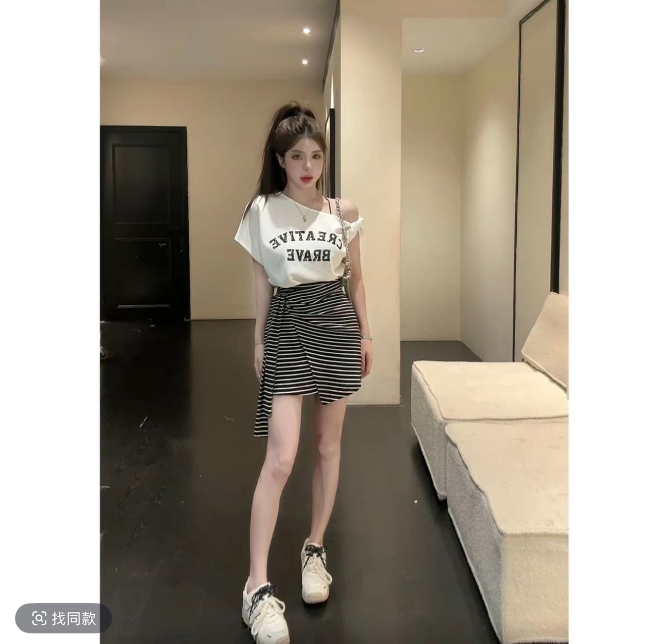 huihui 비스듬한 칼라 오프숄더 반팔 티셔츠 여성 여름 새로운 알파벳 프린트 스트라이프 반신 미니 스커트 이미지 2