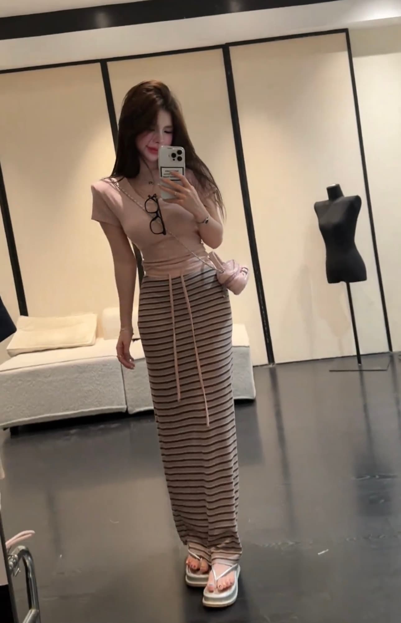 huihui 한 부서 순수한 욕망 바람 몸매 가꾸기 반팔 티셔츠 코디 하이웨이스트 스트라이프 반신 치마 세트 l0 이미지 3