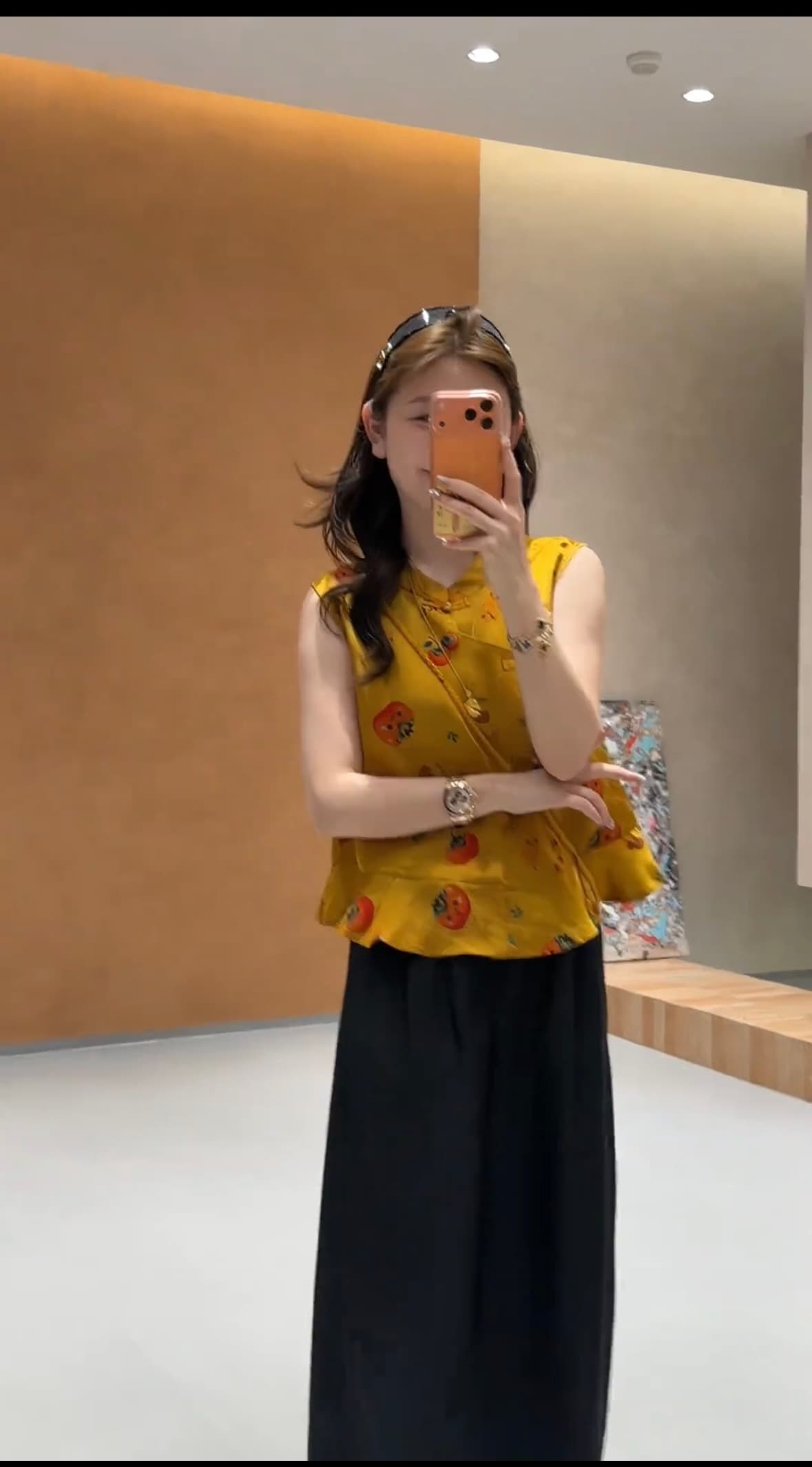 여름 새로운 단추 자카드 레트로 프릴 민소매 작은 셔츠 슬림해 보이는 대 바지 두 세트 상세 이미지 7