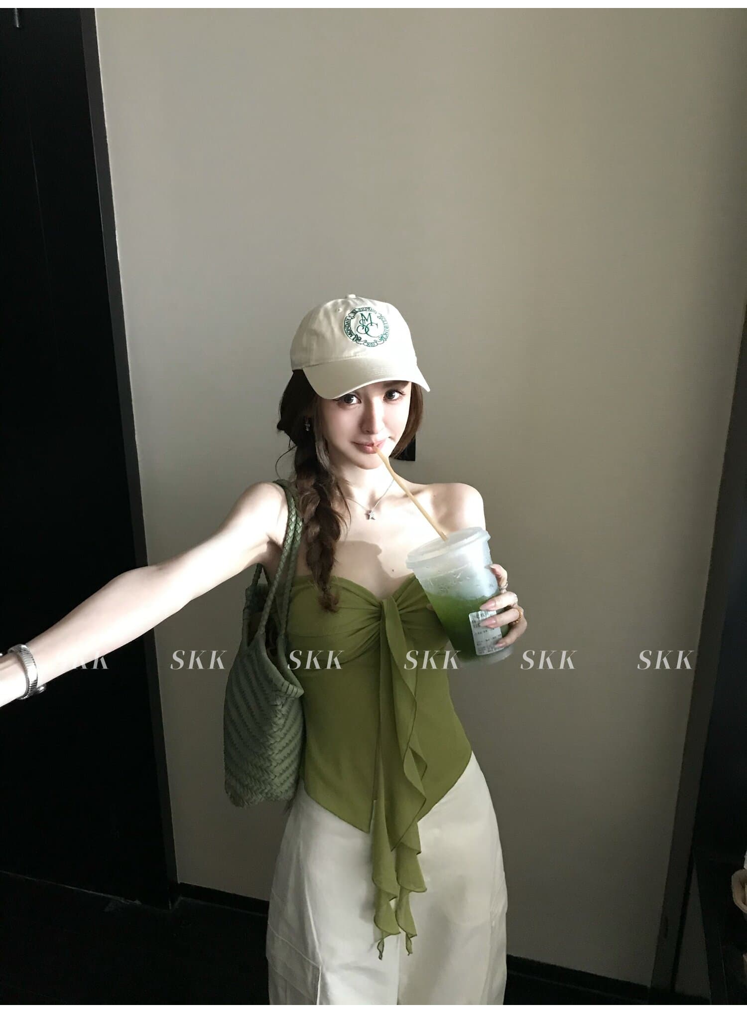헤스 재스민 아름다움 ~까지 열기 행침 분위기 센스 비밀번호 수 있습니다. 달콤한 수 있습니다. 소금 물결무늬 측면 스트랩 망사 튜브탑 이미지 2