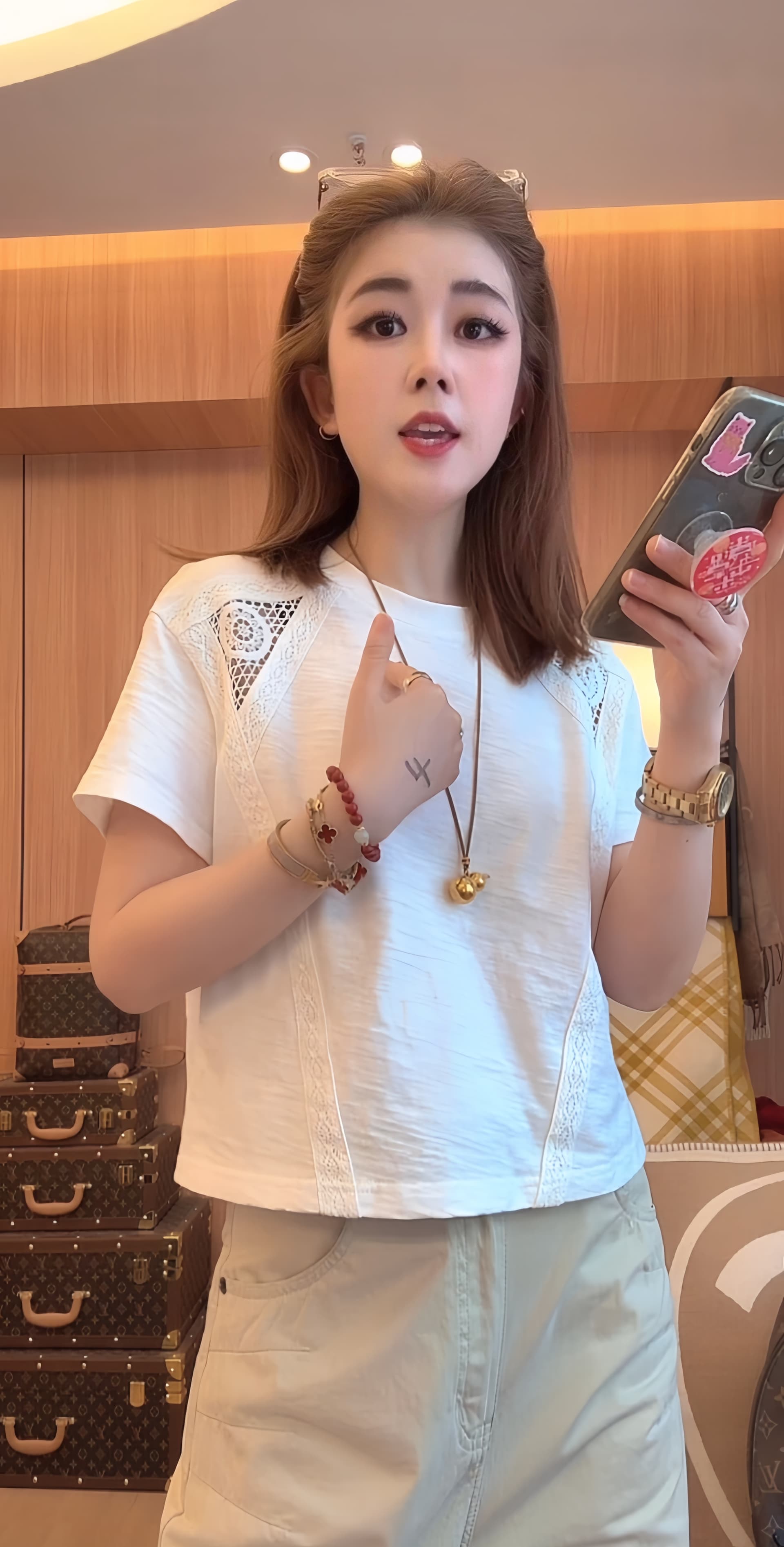 꽃 어깨 레이스 t 새로운 패치워크 레이스 디자인 센스 티셔츠 루즈핏 패션 다용도 반팔 이미지 2