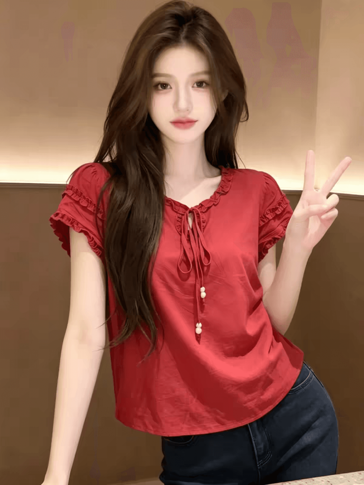 빨간색 프릴 V넥 반팔 셔츠 여자 2026 새로운 여름 프랑스식 맨위 이미지 2
