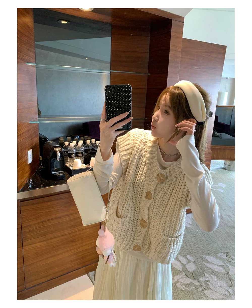 한 부서 느긋한 두꺼운 선 니트 조끼 여자 가을 의상 새로운 대 단추 주머니 민소매 조끼 외부 잡아라. 의류 상세 이미지 5