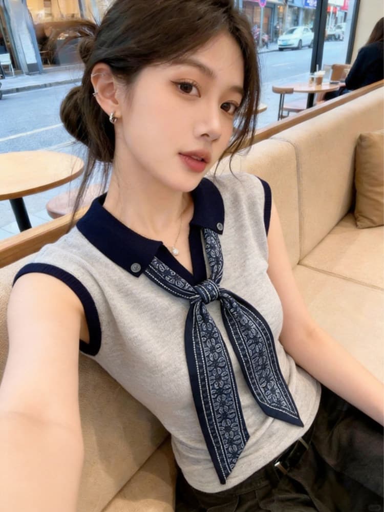 자이언트 잘 생긴 스카프 넥타이 긍정적 인 어깨 니트 티셔츠 여성 2026 슈퍼 화재 연령 감소 여름 한 부서 품격 어깨 맨위