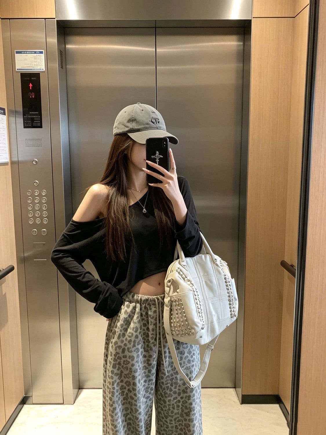 이른 가을 켜기 새로운 한 부서 순수한 욕망 비스듬한 어깨 긴팔 티셔츠 안개 센스 프린트 캐주얼 루즈핏 넓은 다리 투피스 세트 세트 상세 이미지 4