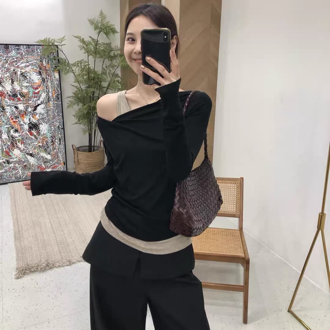 풀 객실 미 건강 빛 럭셔리 익스트림 제인 주간 실크 가을 페이크 레이어드 패션 슬림해 보이는 비스듬한 어깨 오프숄더 맨위