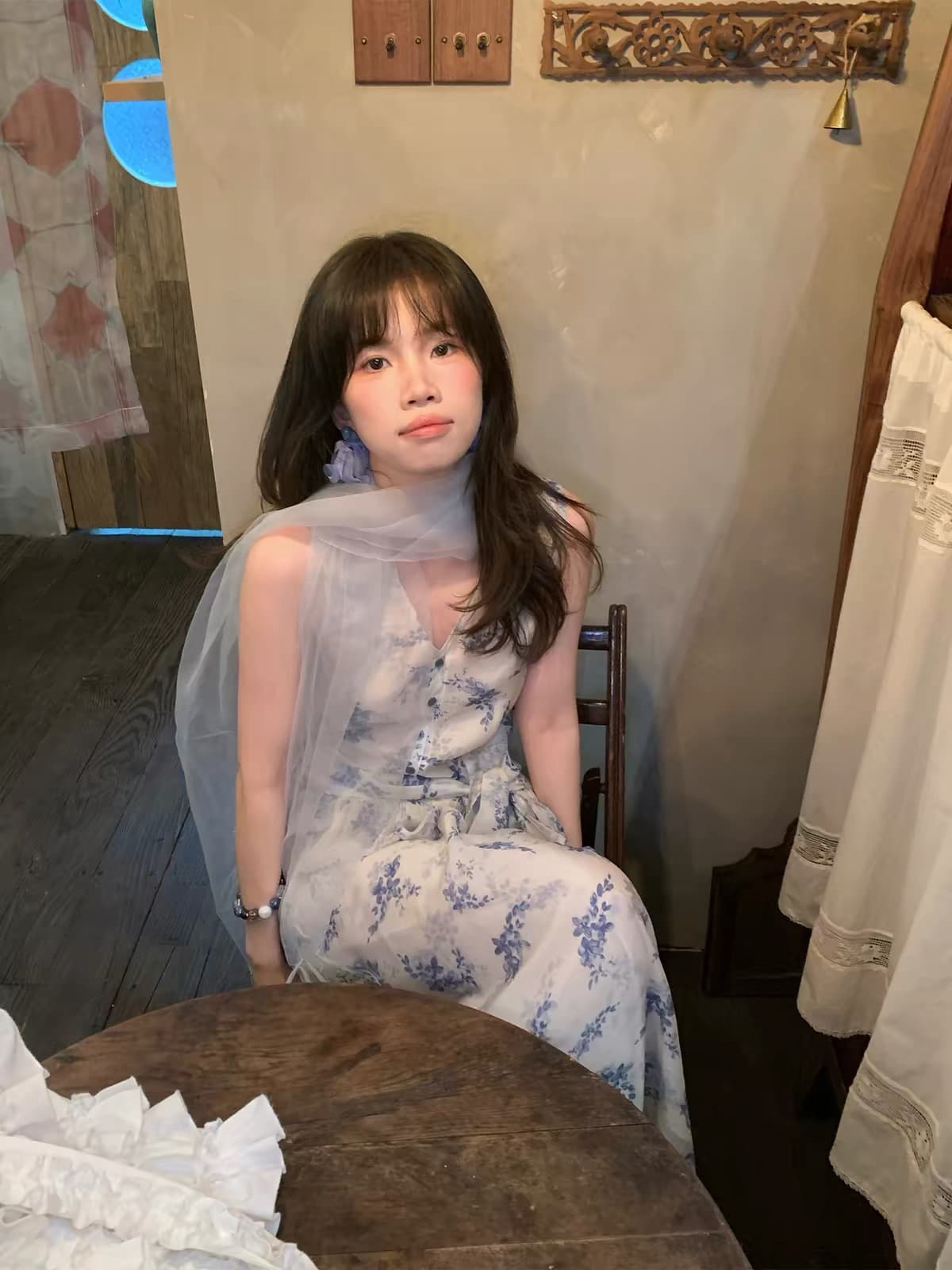 안녕 안녕 건배 오리지널 블루 히아신스 잔디 산소 센스 V넥 주간 실크 조끼 벨트 드레스 봄 여름 여성 상세 이미지 4