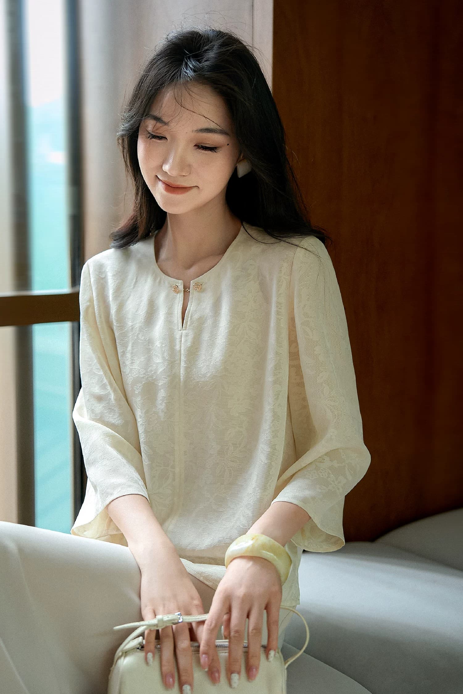 개인 소유 실크 미끄러짐 색상 골드 세 작성자 트위스트 루오 디자인 칼라 슬림해 보이는 작은 셔츠 26 가을 새로운 상세 이미지 2