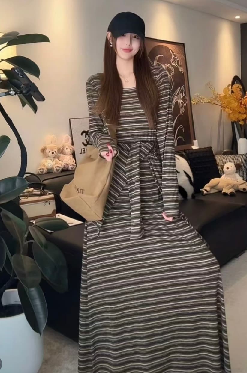 꿈 배부르다 배불리 독점적 인 세련된 좋은 이른 가을 분위기 센스 스트라이프 긴팔 롱 스커트 탈착식 숄 두 조각 상세 이미지 4