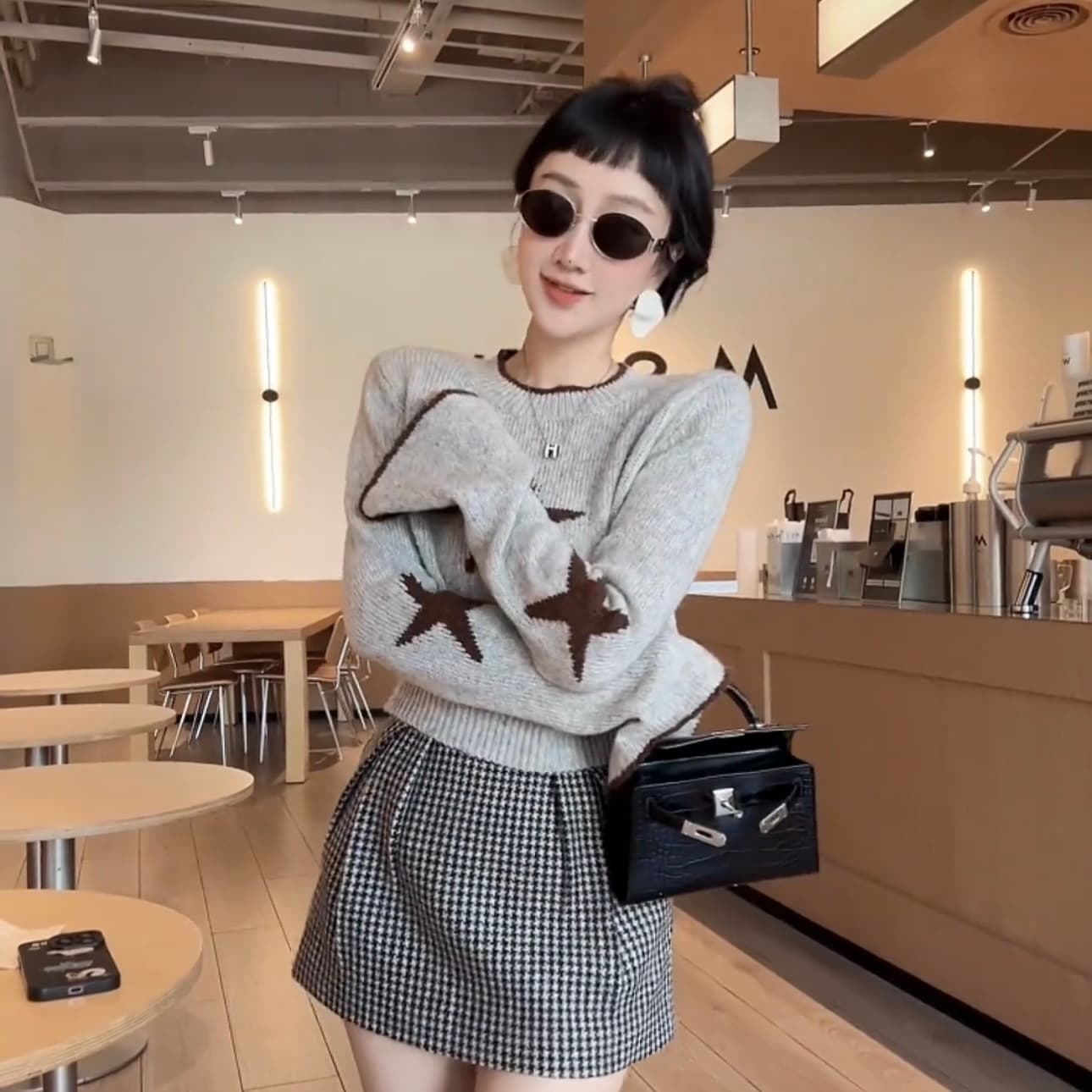 한 부서 귀여운 나팔 소매 펜타곤 별 니트 스웨터 여성 새로운 패션 품격 연령 감소 작은 대중 다용도 맨위 여성 이미지 3
