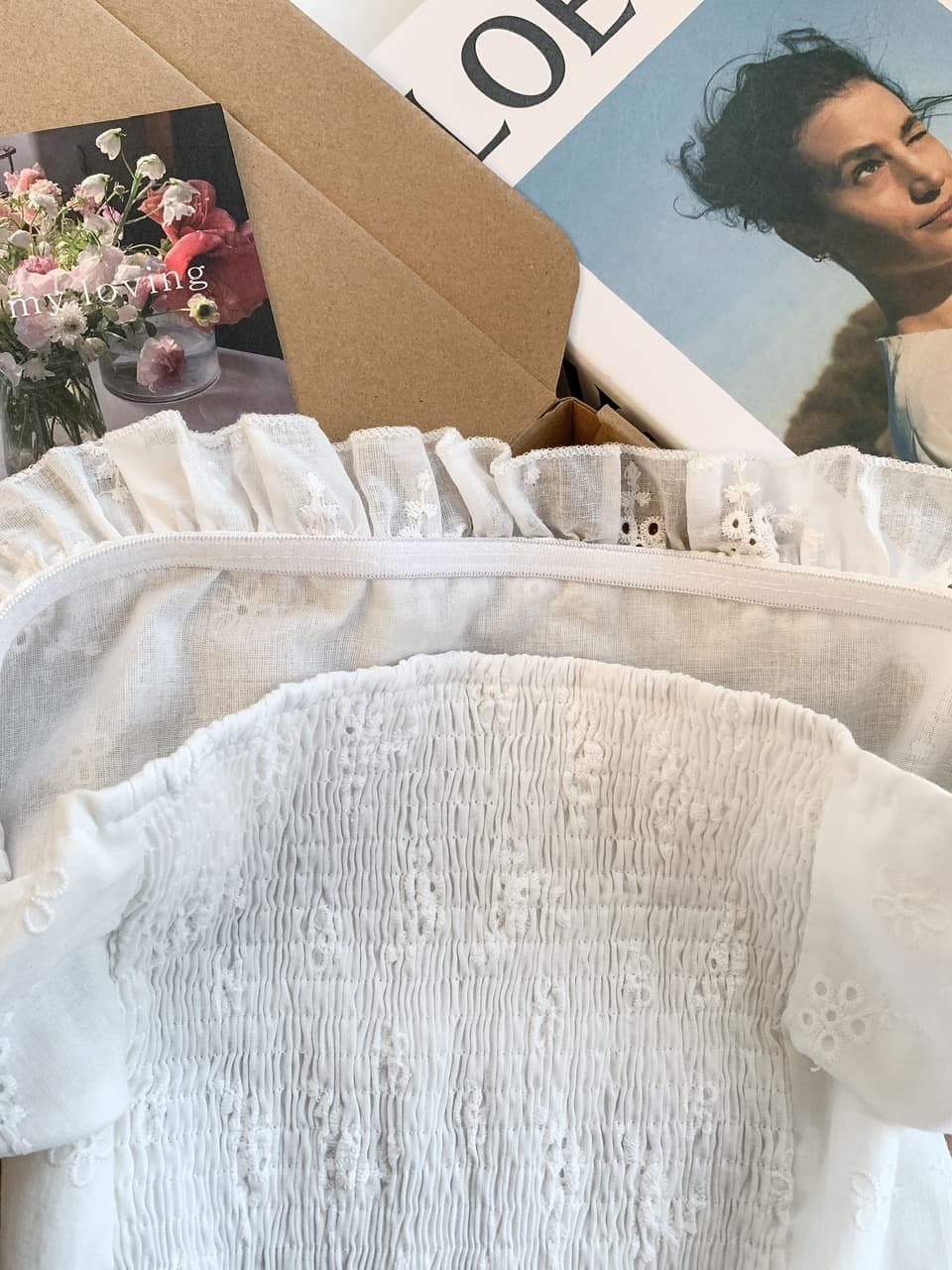 실사 백 면 3 차원 레이스 홀로우 아웃 자수 오프숄더 티셔츠 여성 여름 고급 센스 몸매 가꾸기 절묘한 맨위 상세 이미지 9