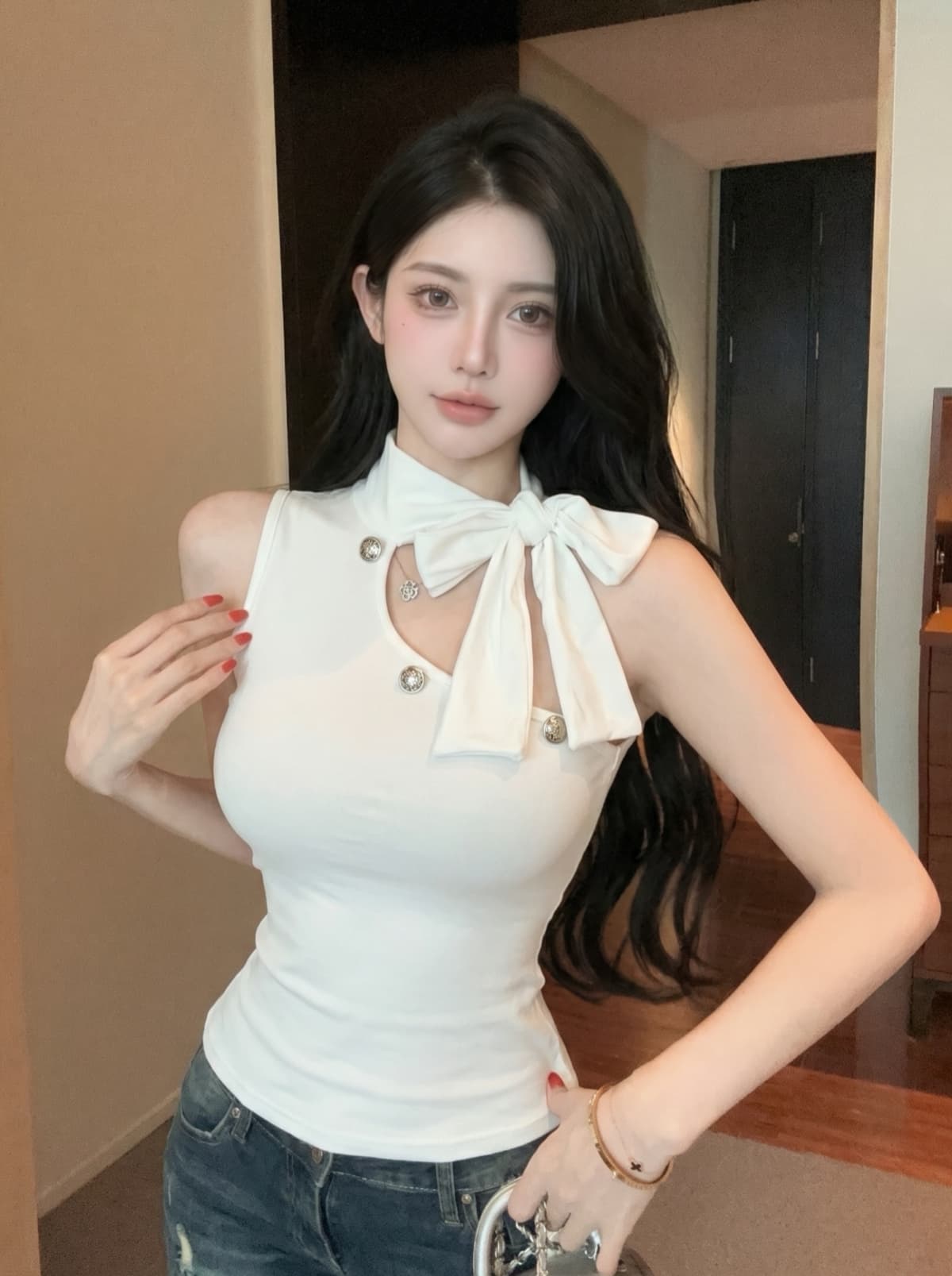 실사 섹시함 핫걸 바람 오프숄더 나비 매듭 조끼 여성 여름 새로운 몸매 가꾸기 벨트 가슴 패드 만나는 쇼트 스타일 맨위 이미지 2